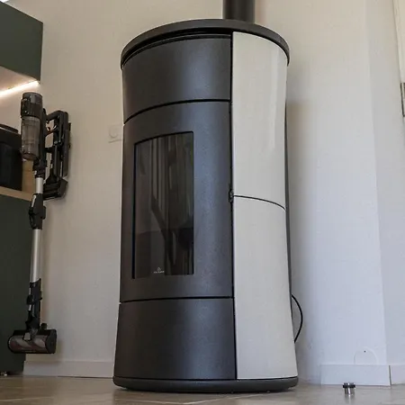 Le Cocon - Domaine Du Colombier 招待所 3*